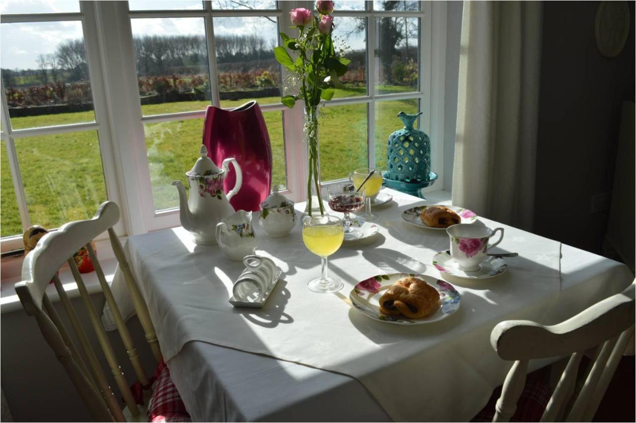 Birk House Bed & Breakfast Stamford Bridge Exterior photo