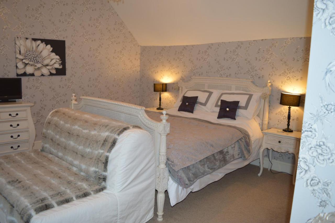 Birk House Bed & Breakfast Stamford Bridge Exterior photo
